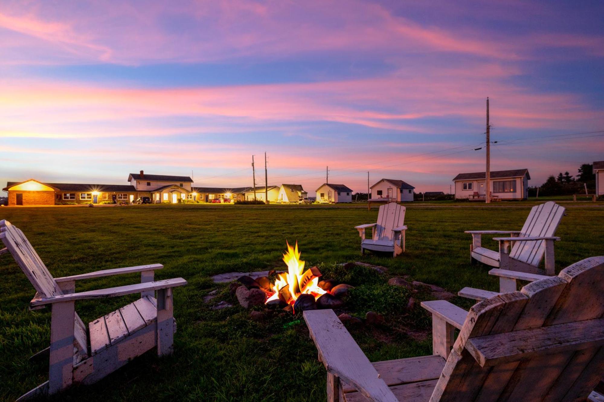 Mavilette Cape View Motel & Cottages מראה חיצוני תמונה
